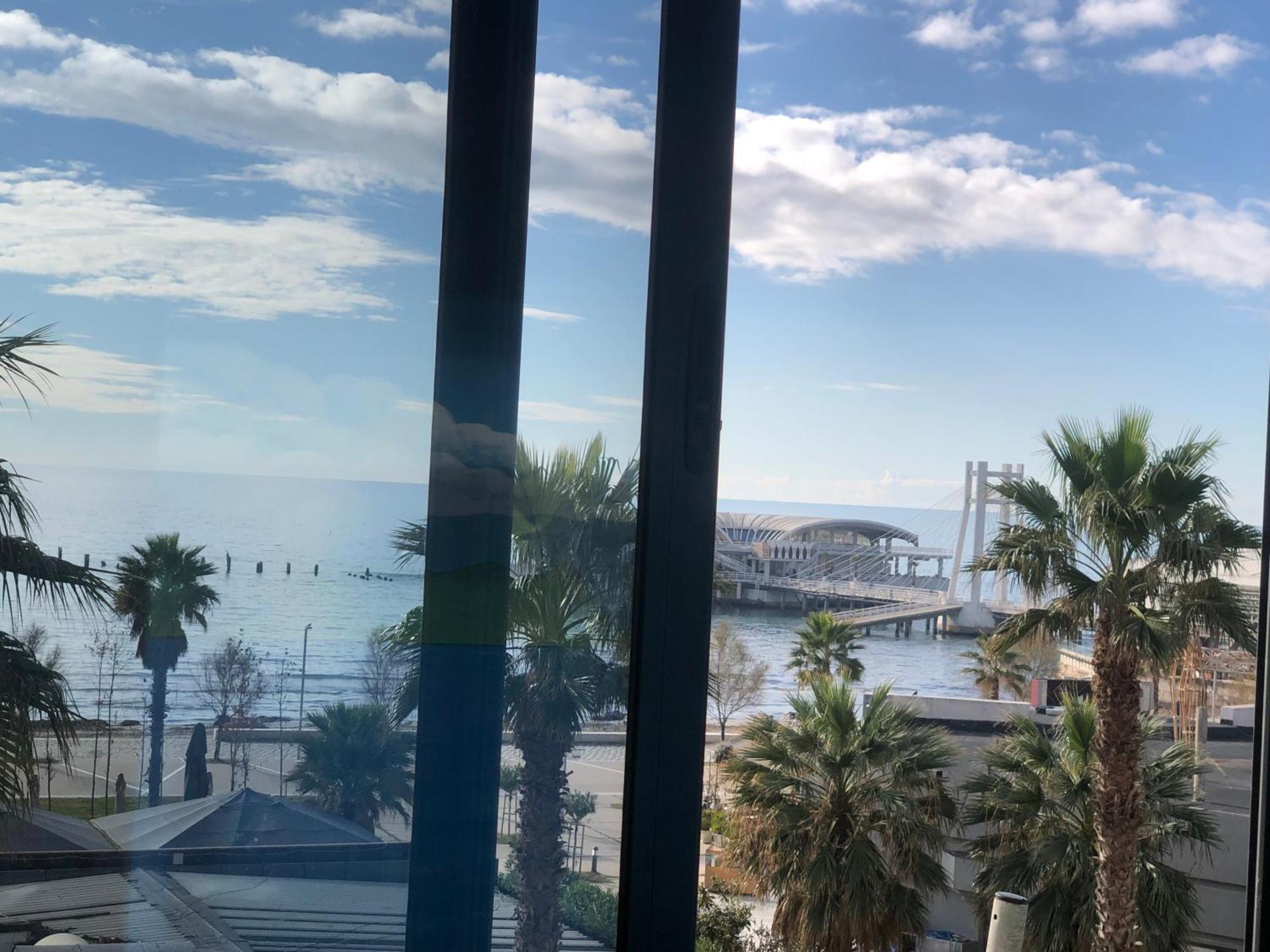 Vollga Four Seasons Apartment Durrës Eksteriør bilde