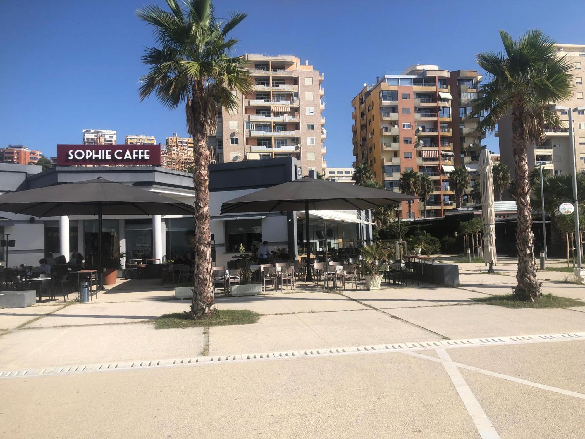 Vollga Four Seasons Apartment Durrës Eksteriør bilde