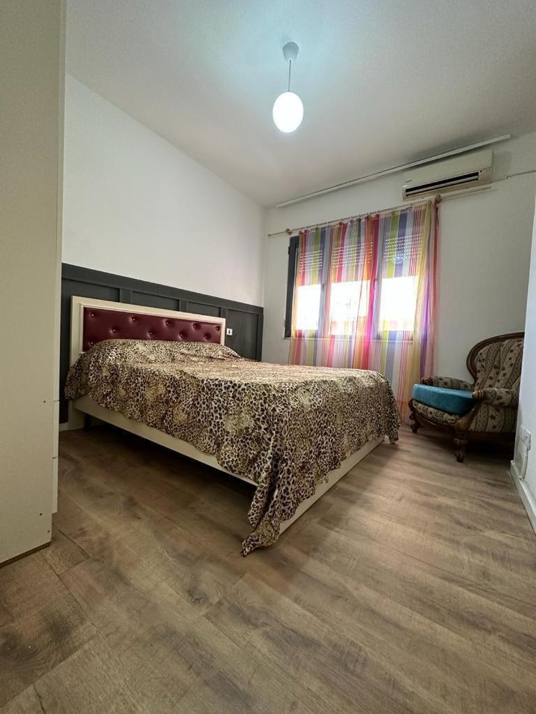 Vollga Four Seasons Apartment Durrës Eksteriør bilde
