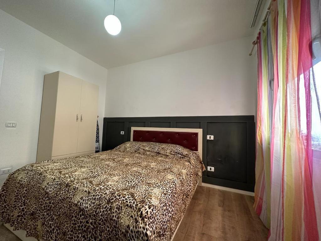 Vollga Four Seasons Apartment Durrës Eksteriør bilde